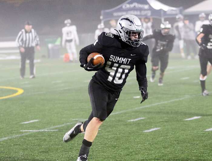 Summit Wilsonville Oregon 5A football final November 25 2022 Dan Brood 51